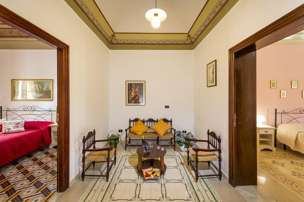 Agli Affreschi Hotel Castellammare del Golfo Exterior photo